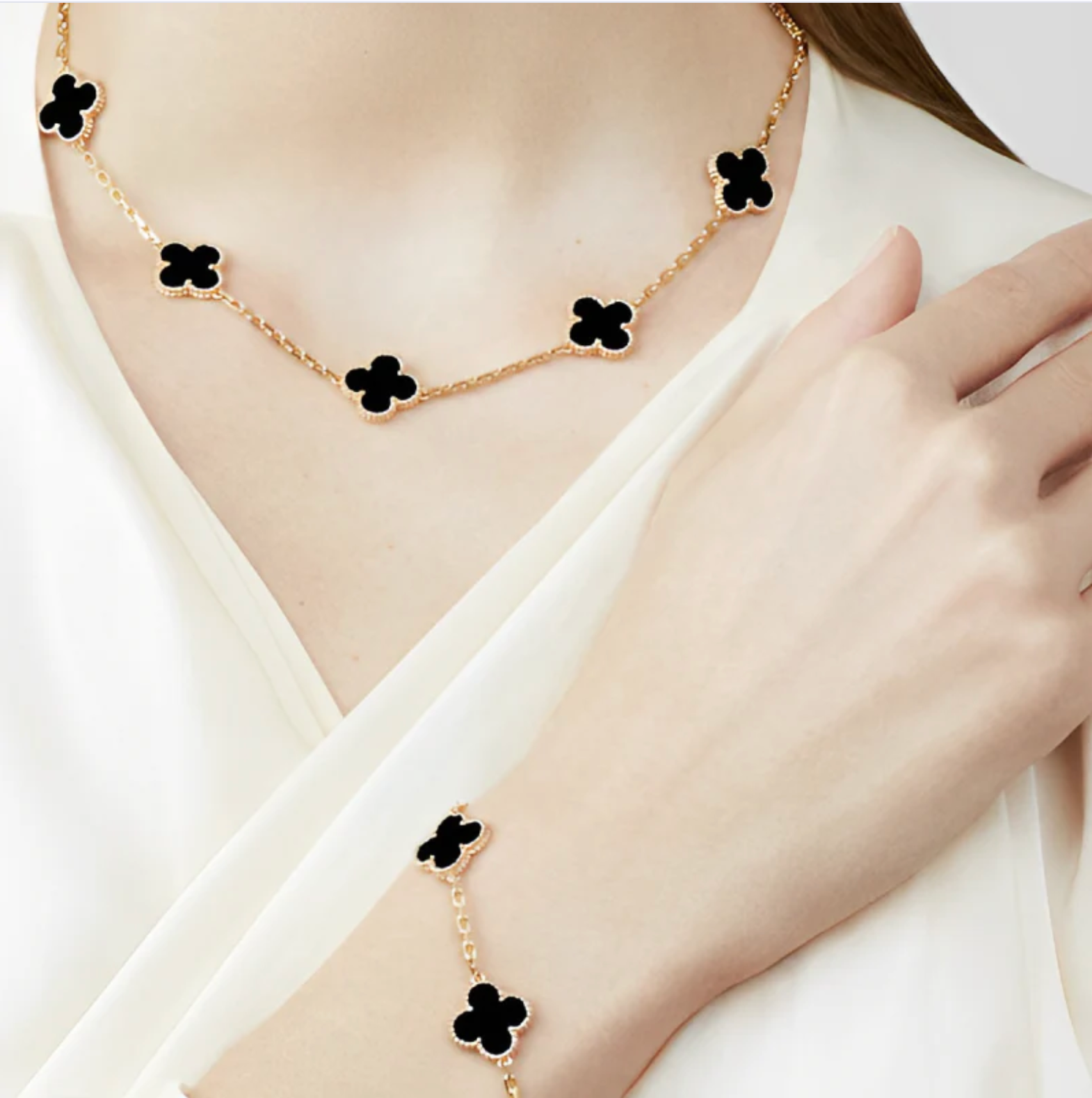 Pulseira Trevo + Colar de Brinde - Banhado a Ouro 18k